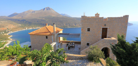 AKROLITHI GUESTHOUSE - MANI image 1