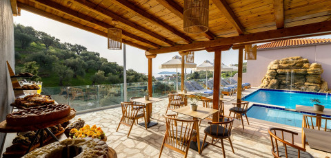 AVATON SUITES & VILLAS - SKIATHOS TOWN image 4