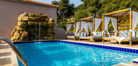 AVATON SUITES & VILLAS - SKIATHOS TOWN image 2