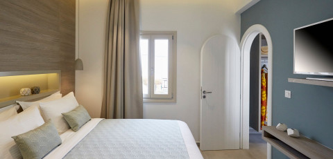 FILERIA SUITES - OIA image 18