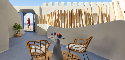 LUNA SANTORINI SUITES - PYRGOS image 10