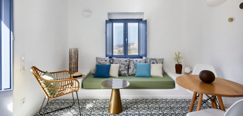 LUNA SANTORINI SUITES - PYRGOS image 15