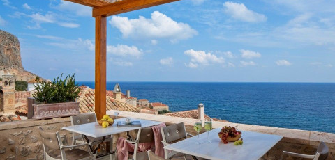 MONI EMVASIS LUXURY SUITES - MONEMVASIA image 6