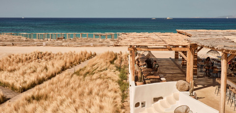 NAXIAN ON THE BEACH BOUTIQUE HOTEL - PLAKA BEACH image 9