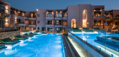 PARALOS VENUS SUITES - HERAKLION AREA image 2