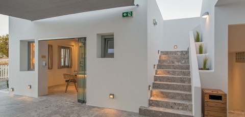 PAROS CAPE SUITES - NAOUSSA image 10