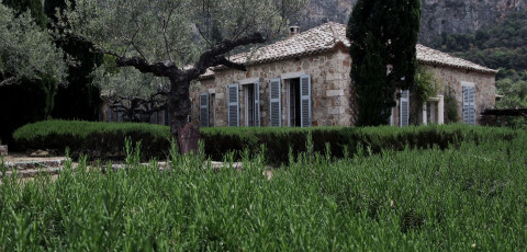 PATRICK LEIGH FERMOR HOUSE - MANI image 6