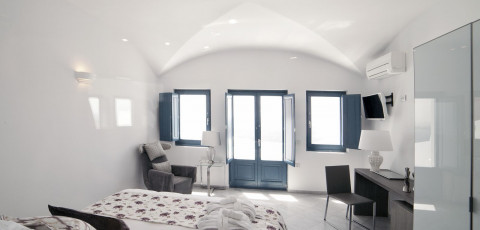 ANTELIZ SUITES - FIRA image 15