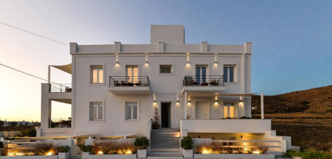 AELIA SUITES TINOS image 1