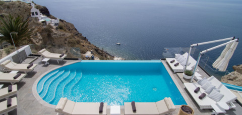 SANTORINI SECRET SUITES & SPA - OIA image 3