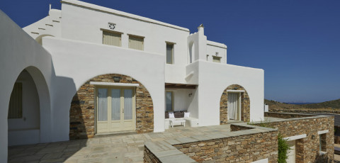 TINOS RESIDENCES & VILLAS image 4