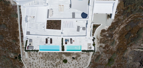 WHITE ARK VILLAS - FIRA image 18