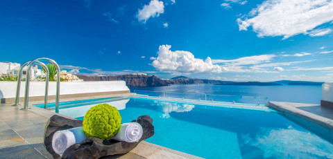 SANTORINI SECRET SUITES & SPA - OIA image 4