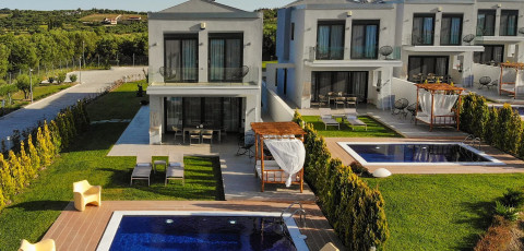 SOLEADO LUXURY VILLAS - FOURKA image 1