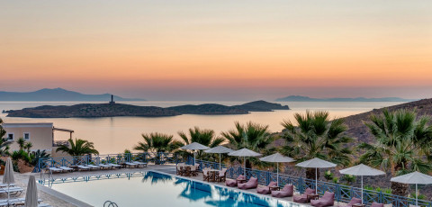 SUNRISE BEACH SUITES - SYROS image 1