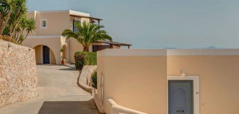 SUNRISE BEACH SUITES - SYROS image 14